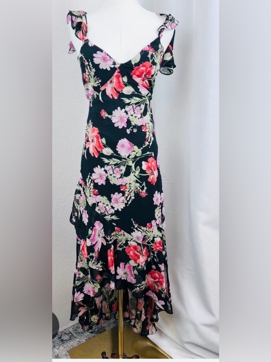 Speechless Dresses & Skirts - Speechless Floral Maxi Dress in Black & Pink Size Medium Like New